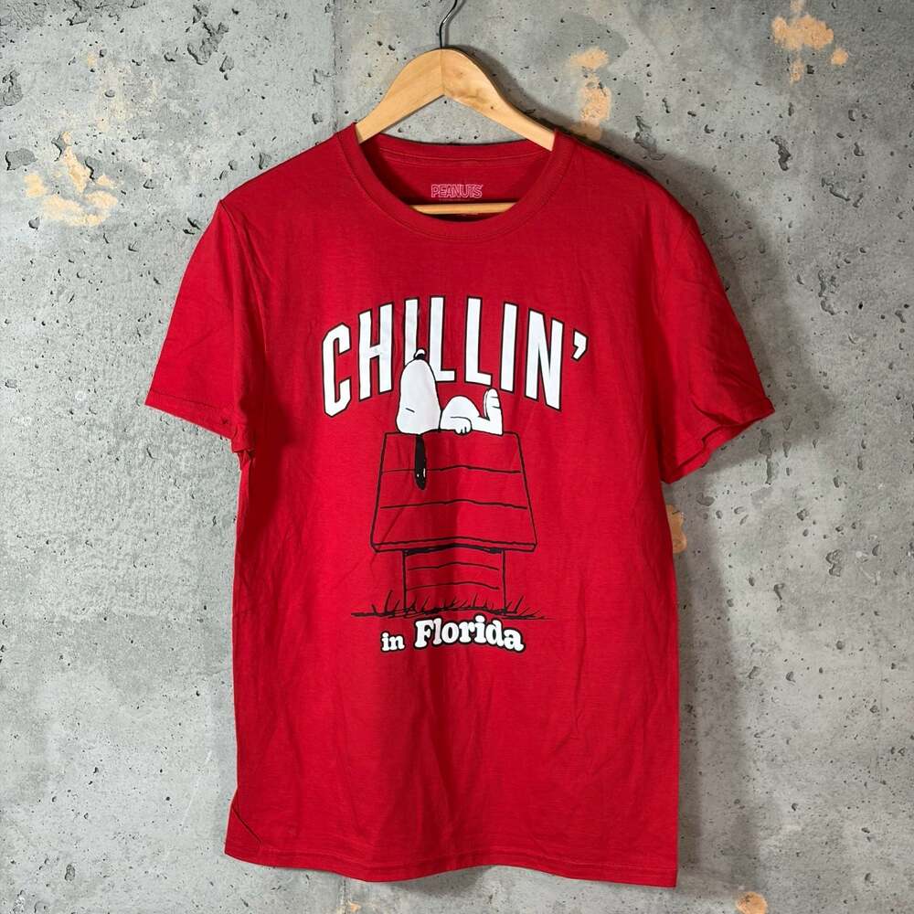 Peanuts Snoopy 'Chillin' in Florida' Red Graphic T-Shirt